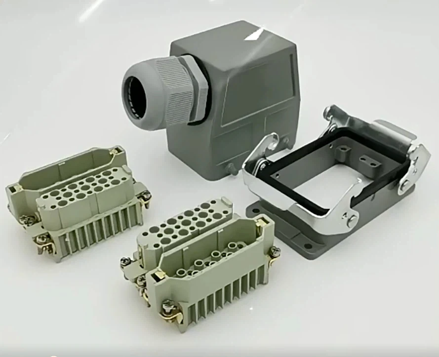 EUROMAP67 robot 50-pin injection molding machine robot arm connector 50-core Euro Gauge 67 plug