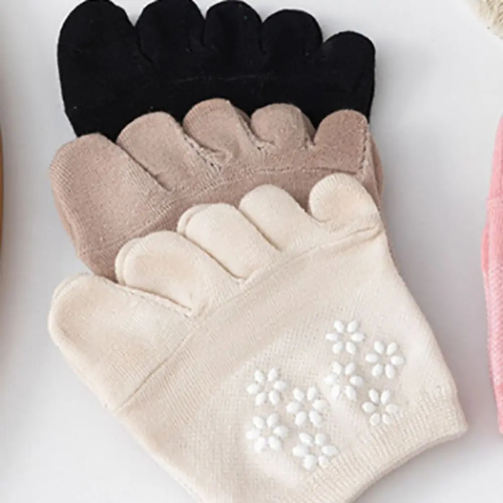 

2 пары модных носков с цветочным принтом в передней части стопы, невидимые противоскользящие носки с пятью пальцами, мягкие хлопковые чулочно-носочные изделия, летние носки на половину ног