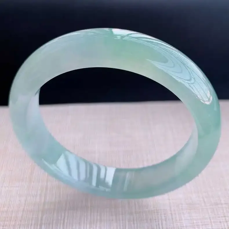 

Натуральный браслет из нефрита класса А из Мьянмы для женщин, с эффектом ледяной прозрачности, однотонный, с плавающими цветами, светло-зеленый нефритовый браслет-бэнгл