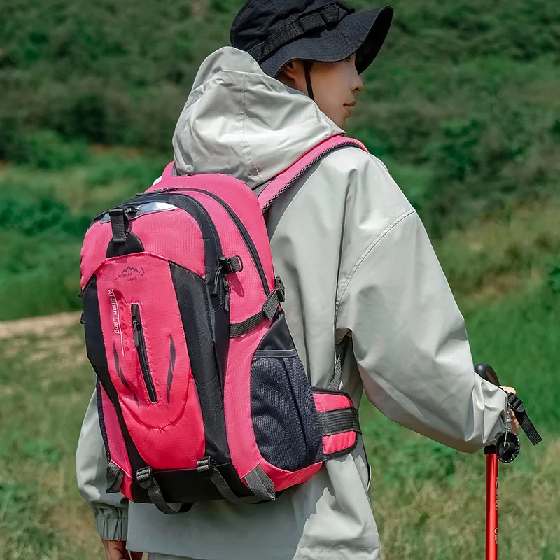 Outdoor Hiking Bag 40L Large Capacity Travel Backpack for Men and Women, Casual Durable Backpacks for Cycling Travel Schoolbag