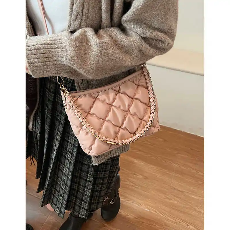 Bolso cruzado a cuadros con diamantes a la moda para mujer, nuevo diseño de cadena elegante, bolsos de viaje con temperamento, bolso para axila de nicho a la moda