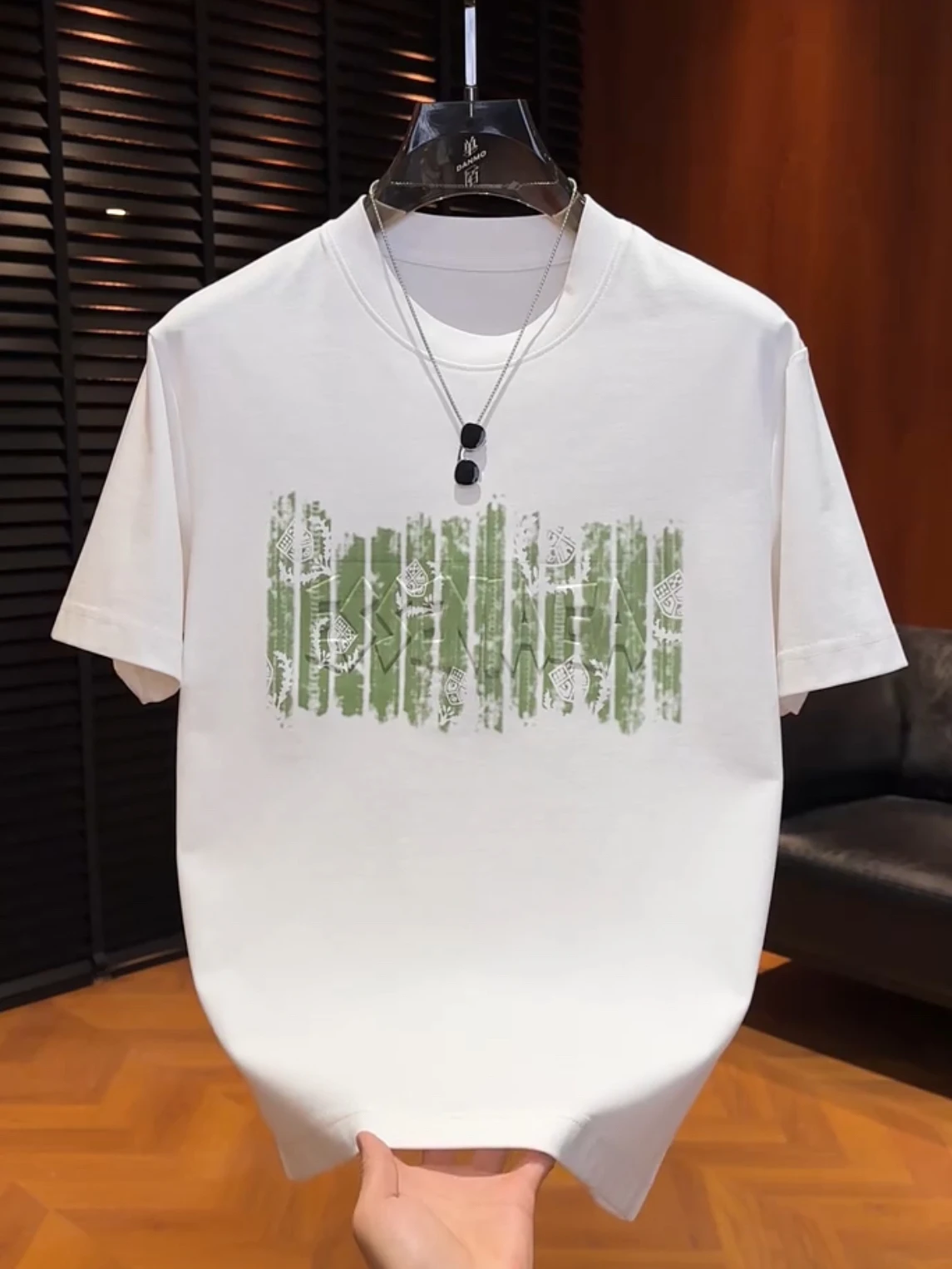 

Summer New Men's Loose Fit round Neck Short Sleeve T-Shirt Breathable Comfortable Polyester Cotton Blend Casual Style Top