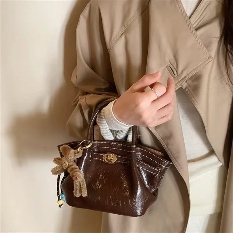 Women New 2026 Niche Design Ruched Trendy Luxe Versatile Top Handle Shoulder Crossbody Tote Bag Daily Commuter