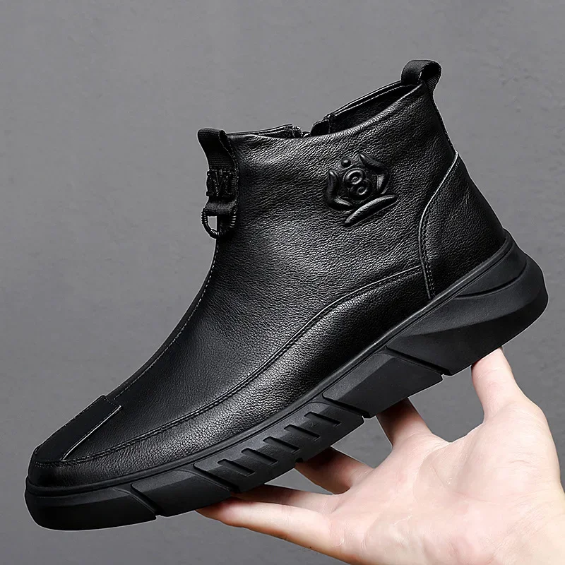 

Autumn New Shoes for Men Genuine Leather Casual Shoes Fashion High Tops Leather Boots Winter Retro Warm Plush Chelsea Boots