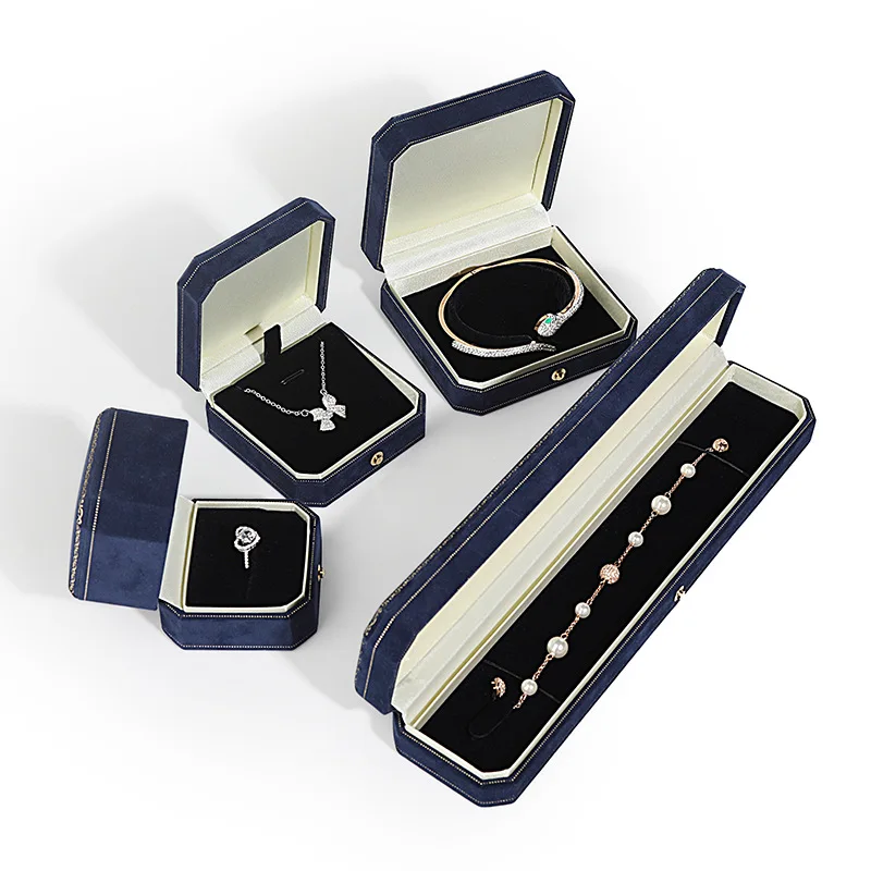 Luxury Flannel Vintage Style Jewelry Box High Quality Ring Earring Pendant Necklace Bangle Bracelet Jewellery Packaging Case