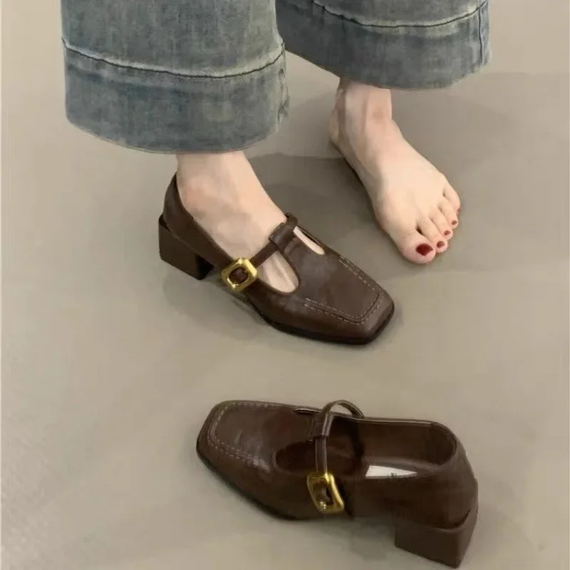 Zapatos de tacón grueso con punta cuadrada para mujer, calzado de vestir de estilo Retro francés, cómodos, sencillos y versátiles, novedad de 2024