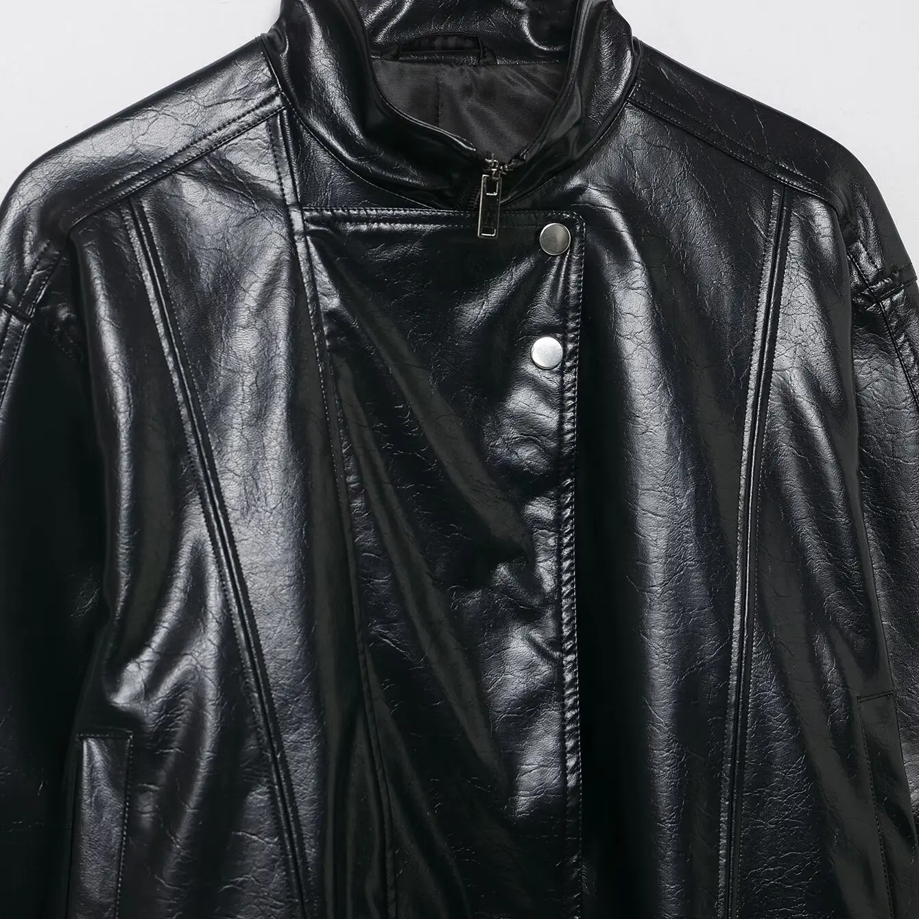 JNLEAOG Faionable Motorrad Jaet Damen Herbst New Sle Vielseitiges großes Affen-Design High-End-Feeling Kunstleder