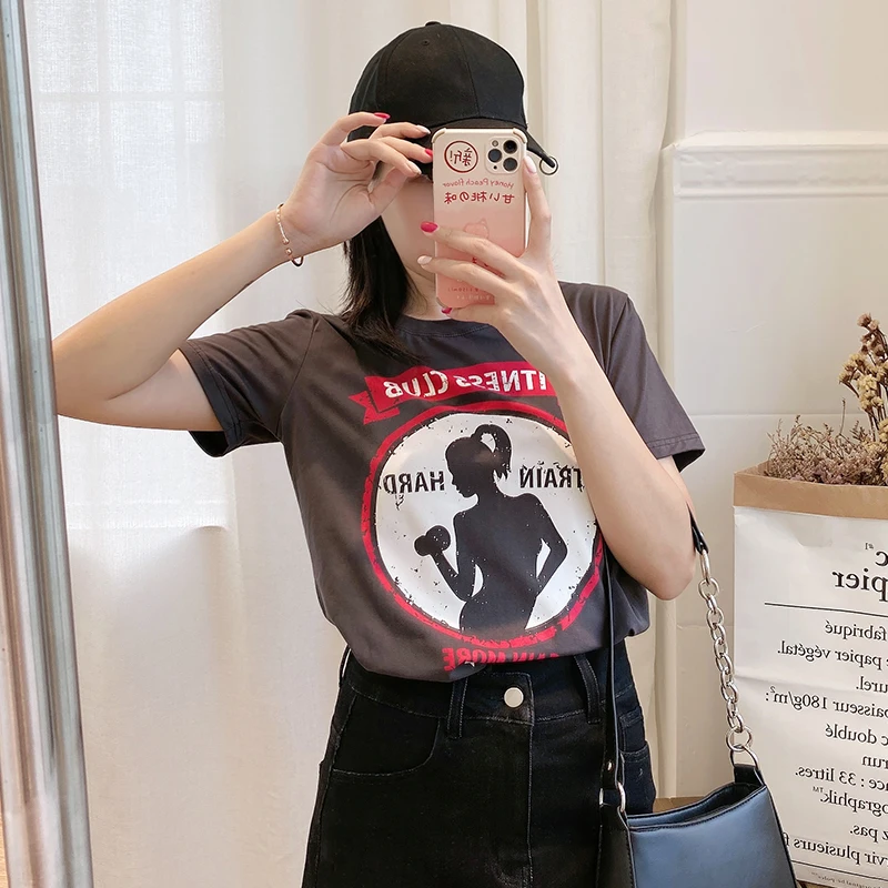 

Новинка лета: женская футболка больших размеров с модным принтом, дышащая и комфортная