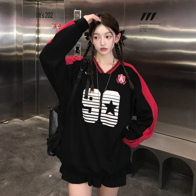 سترة أمريكية ريترو برقبة على شكل حرف v بلوفرات متباينة سترة كبيرة الحجم للسيدات بأكمام طويلة ملابس رياضية ربيعية لعام 2025 ملابس خروج #3