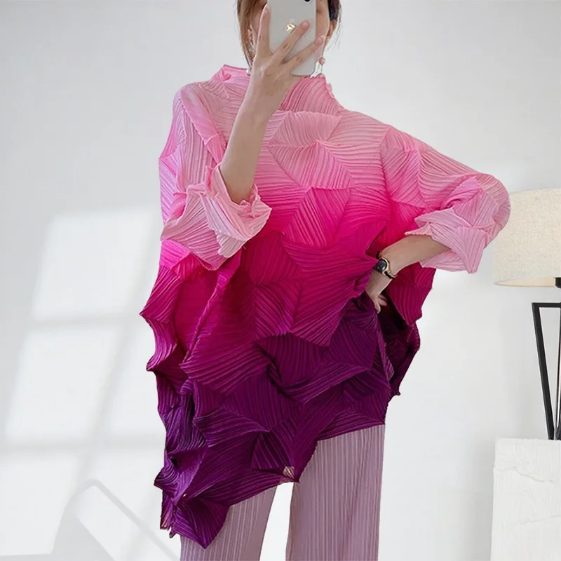 

Miyake Handmade Pleated 7 Sleeve Loose T-shirt Women's Simple Loose Large Size Stretch Top Gradient Color Wrinkle-Free Clothing