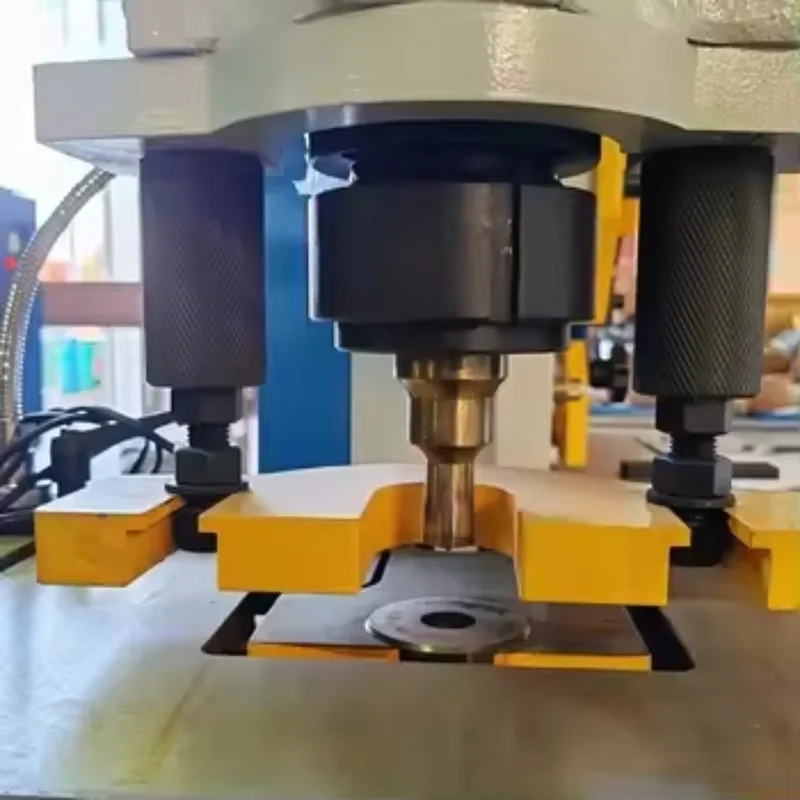 Innovative 65T Electric Hydraulic Punching Machine with High Productivity for Industrial Machinery Parts 380V