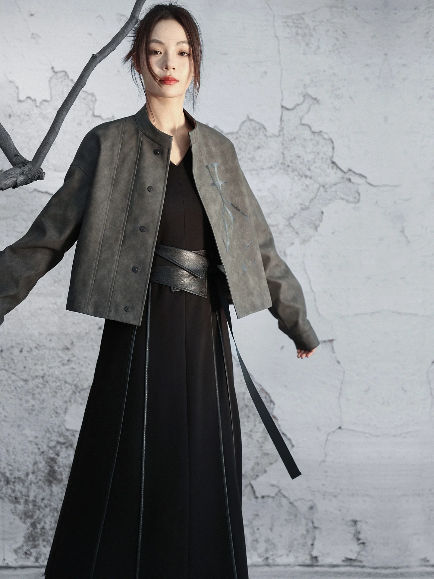 Nieuwe Chinese Sle Loose Fit Stand Collar Lederen Jas met Bone Dragon Woordprint Casual Faion Damesjas van Thiened PU...