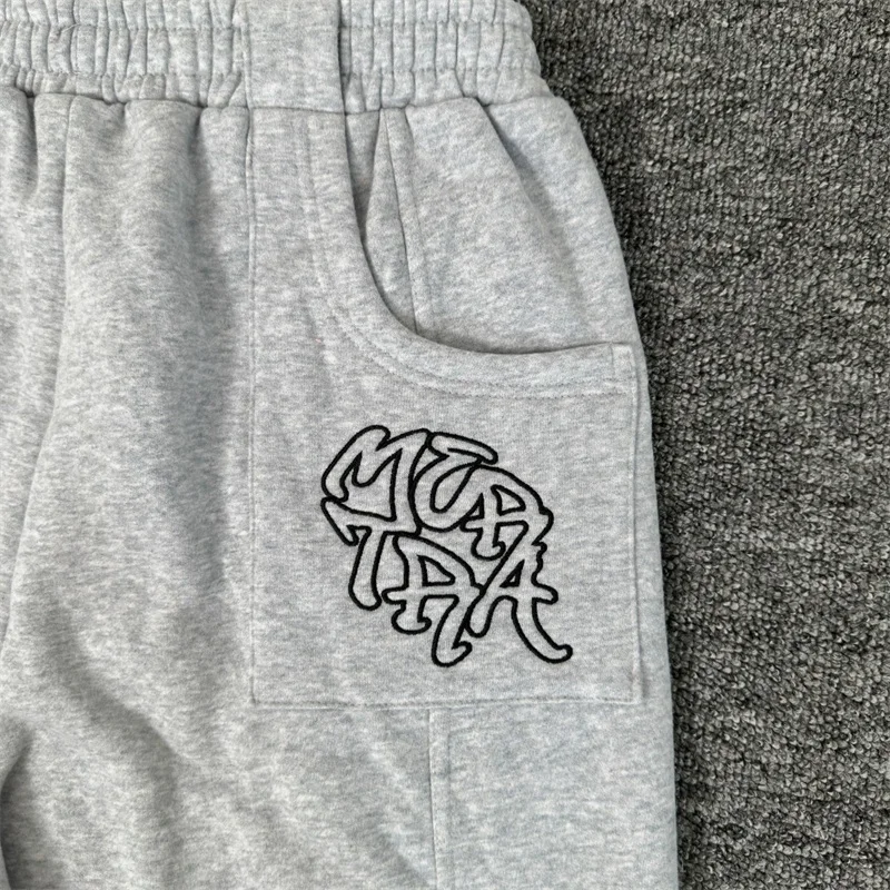 بنطال رياضي برباط من Mertra Jogger كبير الحجم للرجال والنساء 1:1 بنطال رمادي بشعار مطرز عالي الجودة