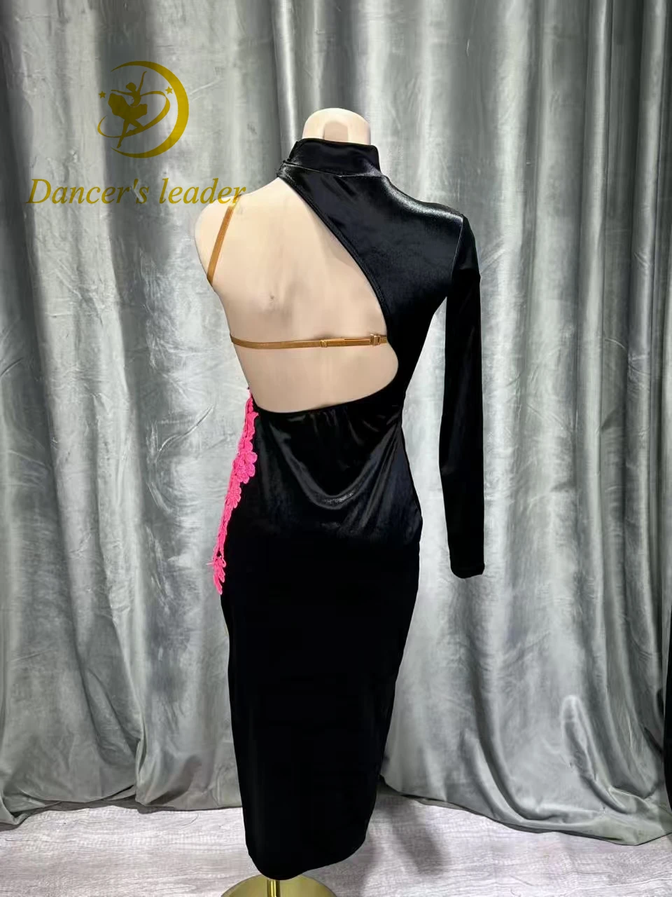 فستان الرقص اللاتيني AB Stone للنساء البالغات والأطفال فستان مخملي مخصص عالي الجودة باللون الأحمر الوردي المطرز فستان أداء السامبا