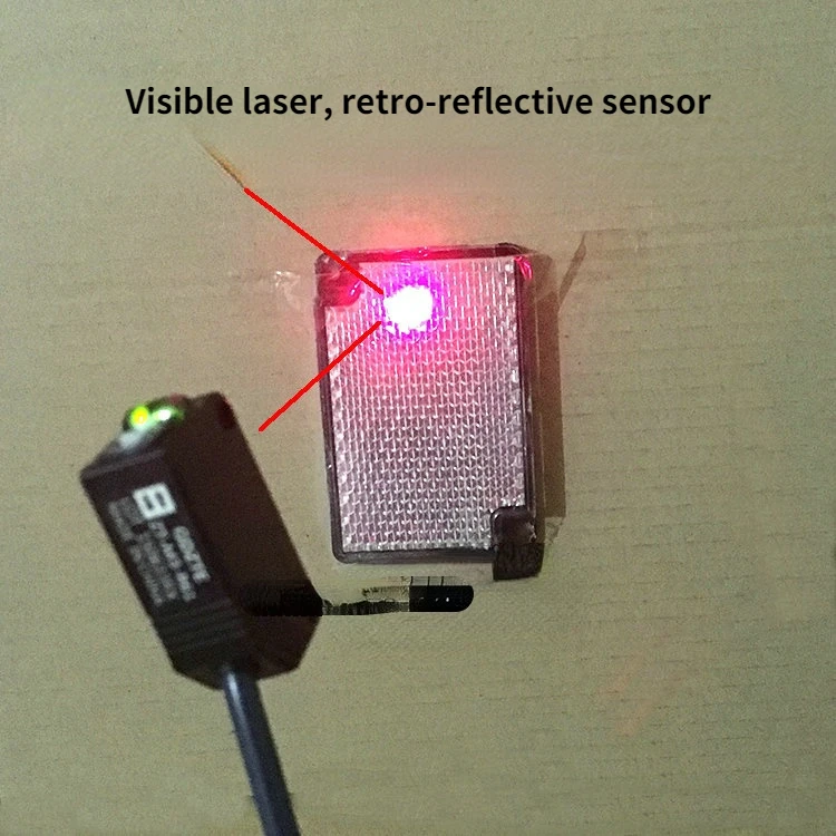 Genuine Small Volume Square Laser Feedback Sensor Lens Retro-reflective Photoelectric Switch 3 Meters Distance NPN