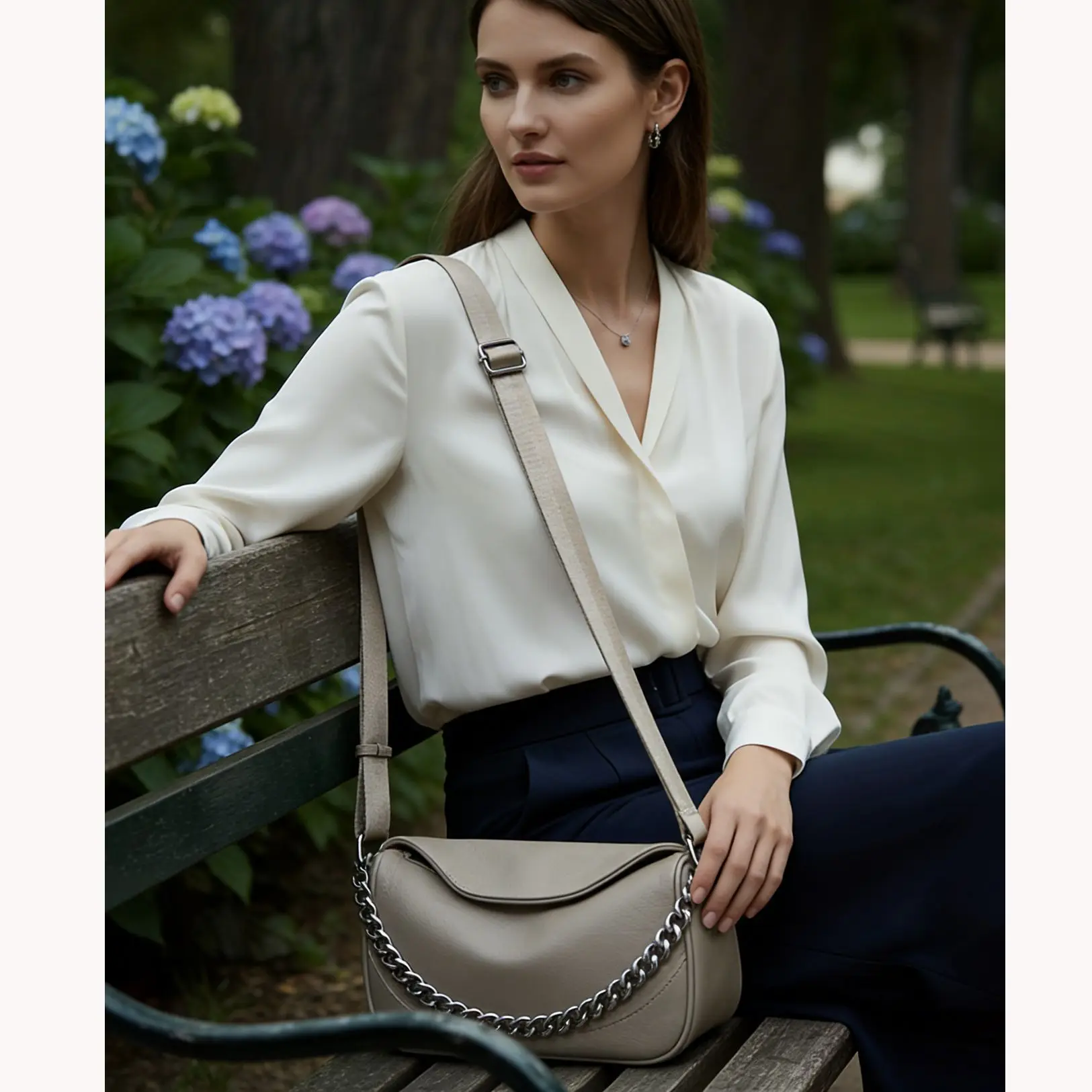 

100% Genuine Leather High-End Diaper Bag Ladies Shoulder Bag Fashion Classic Designer Satchel for Baby Stuff