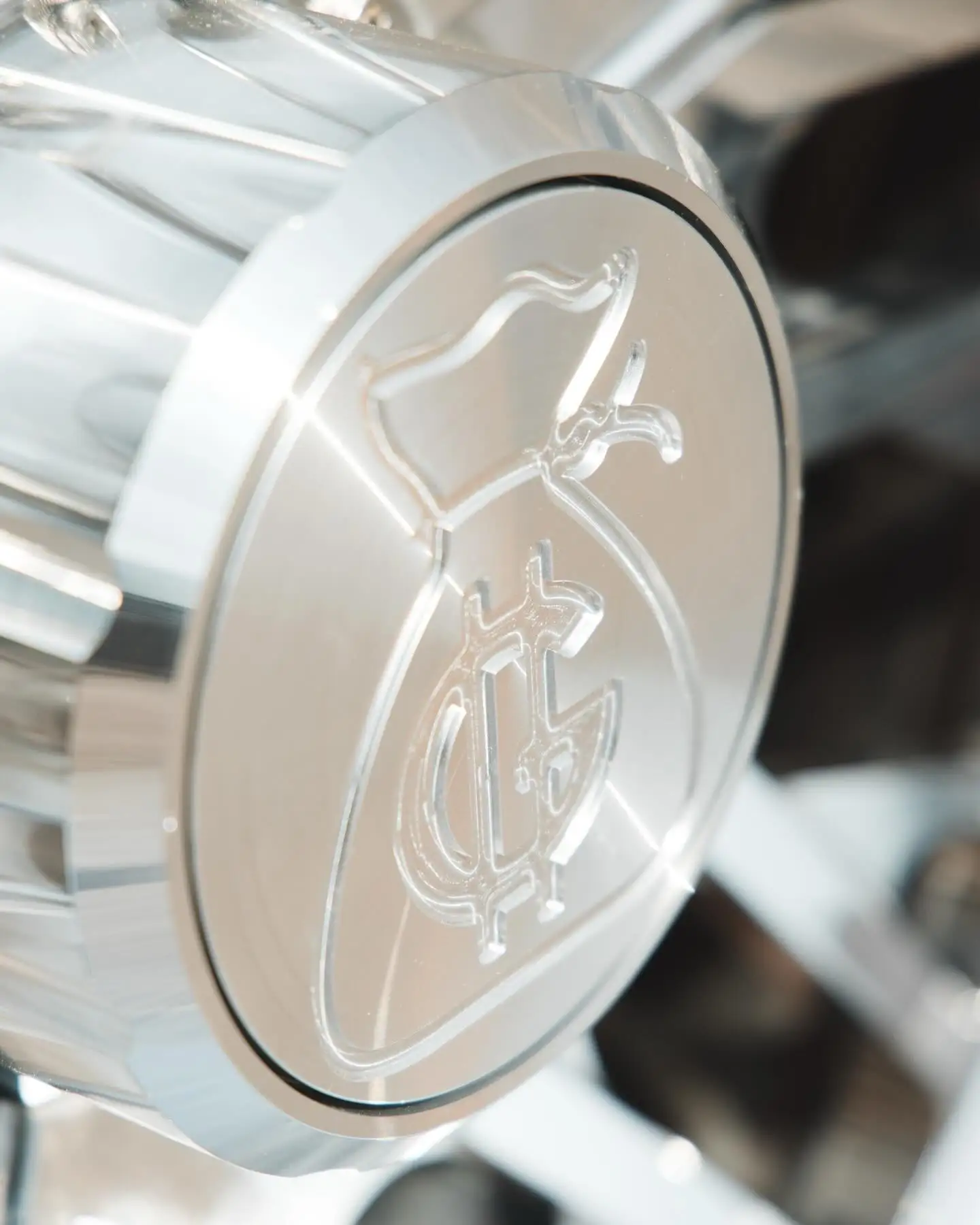 Ruote per camion lucide personalizzate Lega di alluminio forgiata 20 22 24 26 28 Serie Finitura cromata lucida per camion Dually 8 10 Nuovo