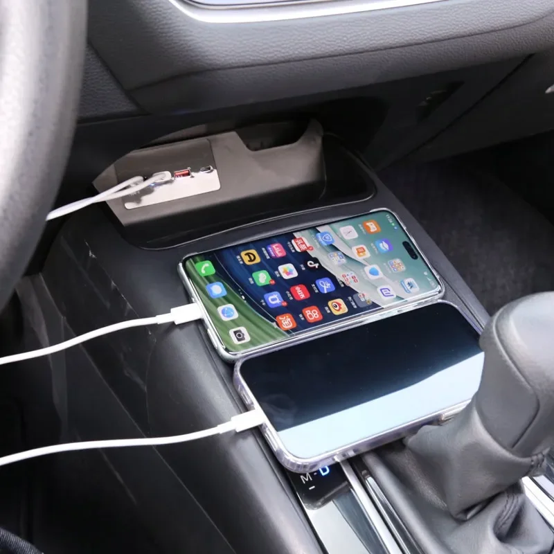 

For Toyota Corolla Altis Car Docking Station USB HUB Type-C Multi-port Fast Cell Phone Charger Adapter Accessories 2019-2022
