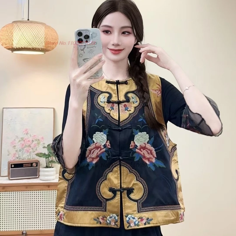 

2025 traditional flower embroidery satin jacquard folk vest chinese ethnic o-neck loose vest retro hanfu tops sleeveless jacket