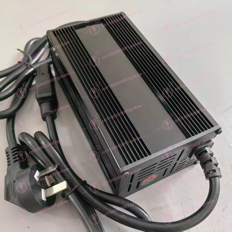 

Зарядное устройство для электромобиля 24V20A48V12A73V10A литиевая батарея свинцово-кислотный электрический вилочный погрузчик трехколесный велосипед