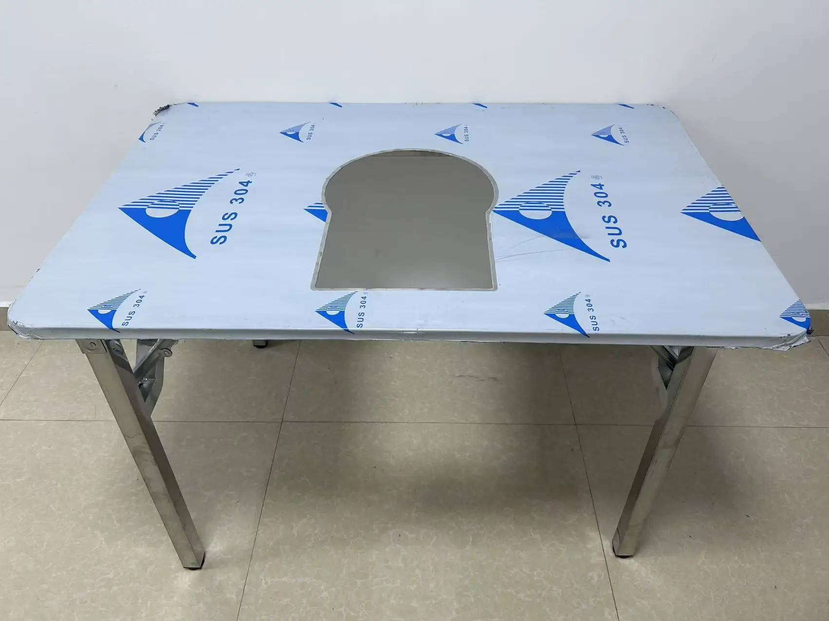 야외 마당용 2 in 1 접이식 스테인리스 사각 식탁 (한국식 바베큐 그릴 포함) 피크닉용 레스토랑 테이블