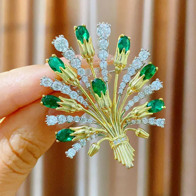

Luxury Flower Bouquet Brooch,Micro-Pavé Zircon 3D Design, Elegant Banquet Suit Accessory