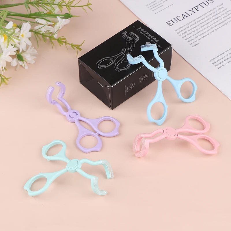 Women Contact Lenses Wearing Aids Hassle-Free Contact Insertion Tool Portable Eye-Opening Clips Tool Eyelid Stretcher Accessory