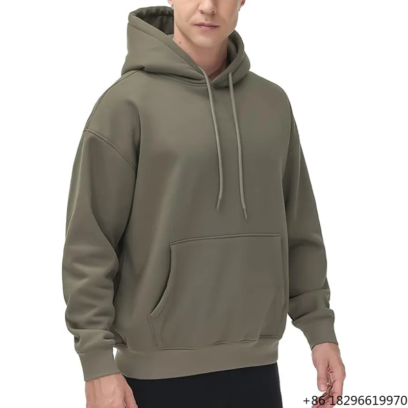 felpa-corta-con-zip-stile-boxy-personalizzabile-con-logo-prodotta-in-fabbrica