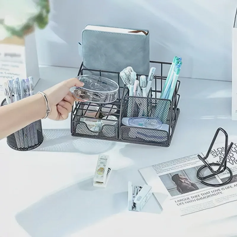 北欧メタルデスクトップオーガナイザー - オフィス、化粧品、家庭用のスタイリッシュな多機能文具&ファイルホルダー