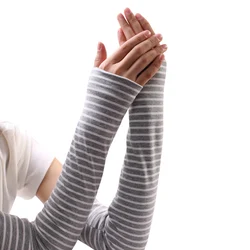 Winter double-deck warm sleeve arm elderly office worker treasure mother outdoor cyclist windproof lengthened thick gloves