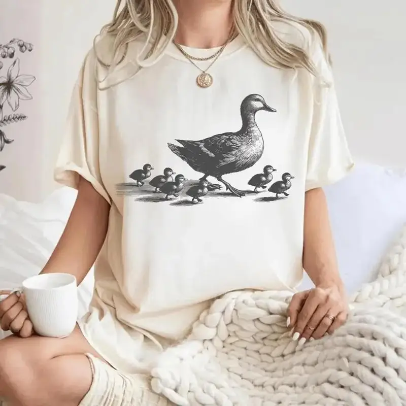 Vintage Duck Family T Shirt Mother and Ducklings