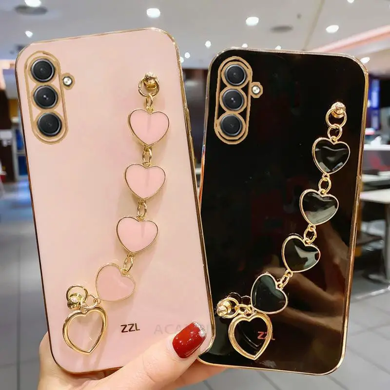 Luxury Plating Love Heart Bracelet Case For Samsung Galaxy A14 A54 A34 A24 4G 5G Wrist Band Chain Cover On A 14 54 34 24