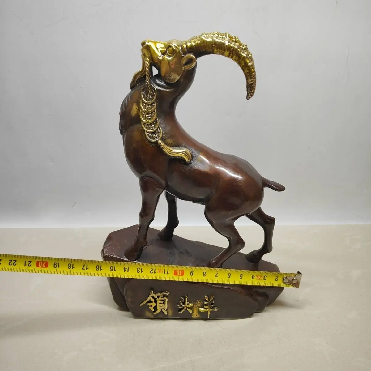 Leader sheep wealth sheep Statue Sculpture Figurine Home Decoration