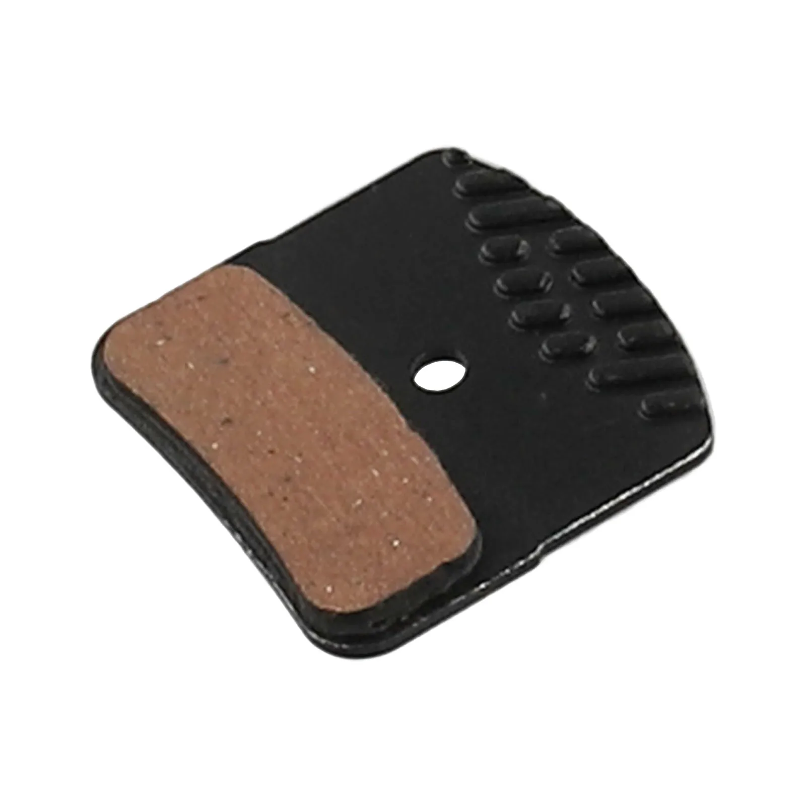 

Тормозные колодки с металлической подложкой и охлаждающими ребрами для H03A, N03A, L04C: улучшенное рассеивание тепла для увеличения срока службы