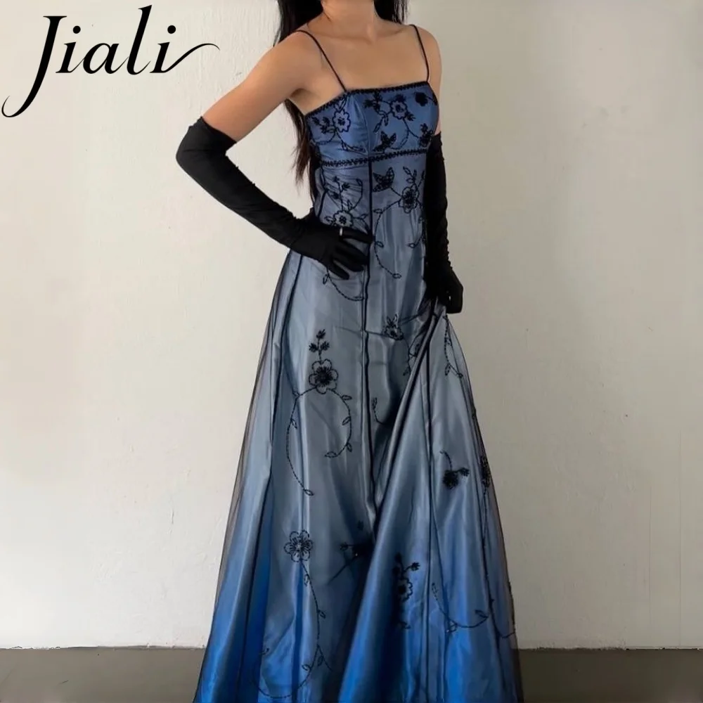 Jiali Maßgeschneidertes Sexy Spitzen-Spaghettiträger-Kleid im A-Linien-Stil, Locker Sitzend, Rückenfreies Sommer-Urlaubskleid, Lässiges Bequemes Midi-Kleid