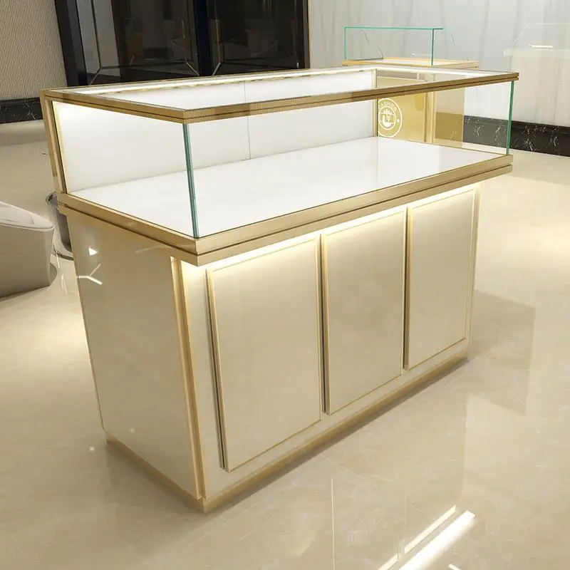 Custom.High-end Custom Jewelry LED Light Display Cabinet Super Kuat Ultra-putih Kaca Tempered Anti-sidik Jari Display Stand