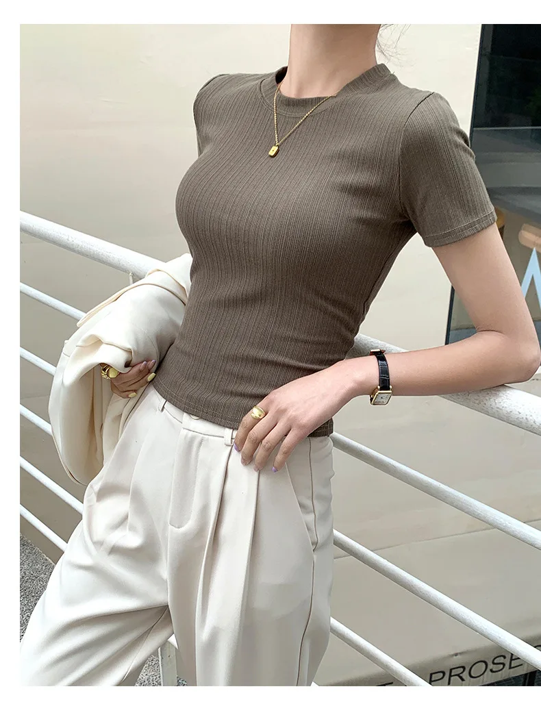 Sommerliches neues Damen-Rundhals-T-Shirt, gestricktes Kurzarm-Oberteil, lässiges Allround-T-Shirt, gestreiftes Basic-Shirt, schmal geschnitten, atmungsaktiv – Detail 24