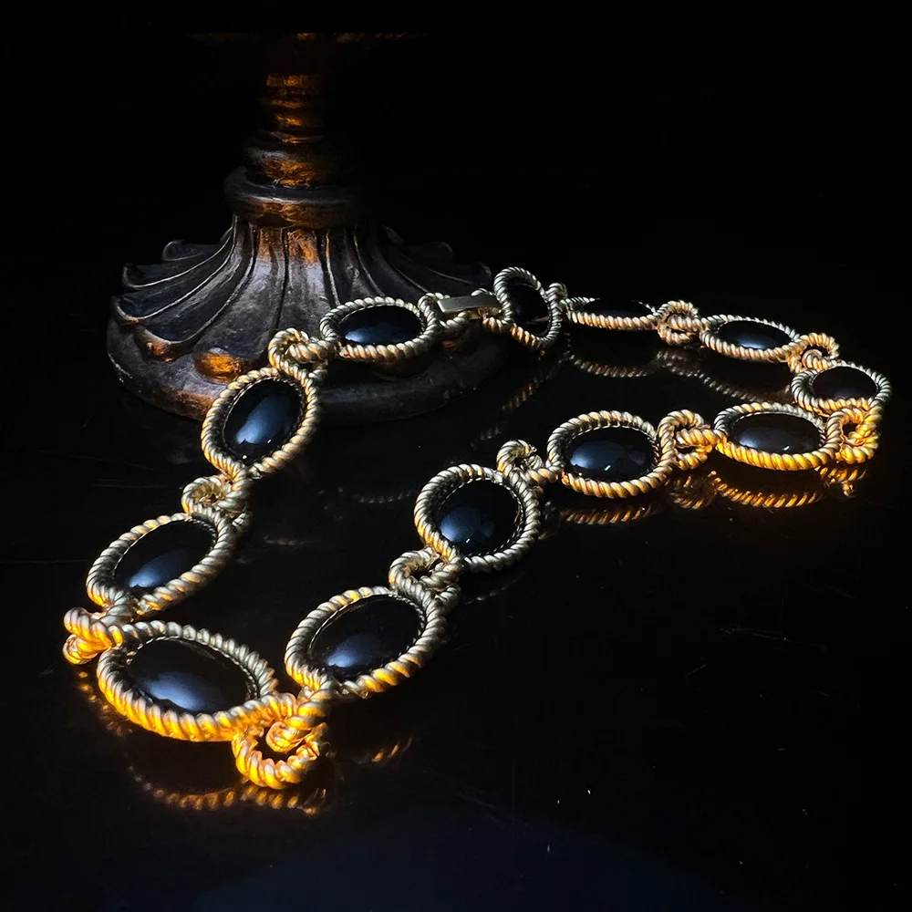 

Unique Black Natural Gemstone Necklace Earring Two-Piece Set Fashion Woman Jewelry Sets Dress Banquet Accessories High-Quality