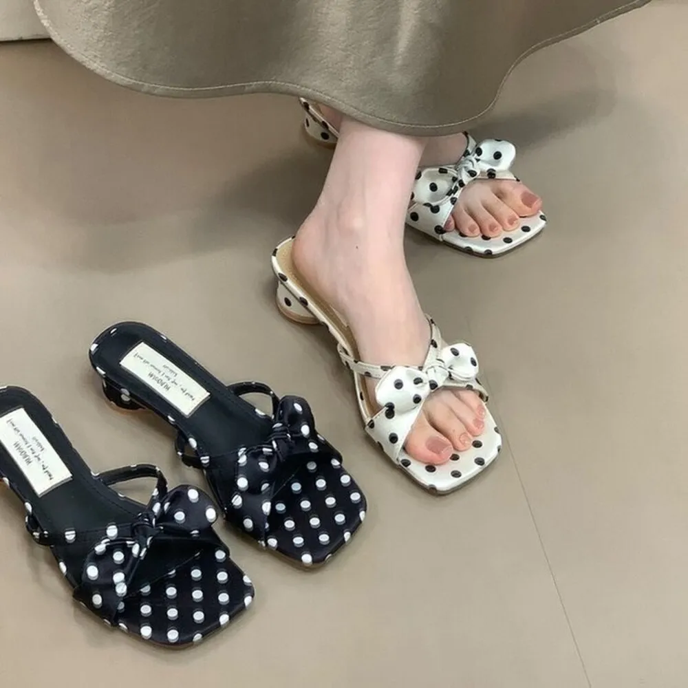 

Новые женские шлепанцы 2026 года в горошек с открытым носком, на толстом низком каблуке, для пляжа и отпуска