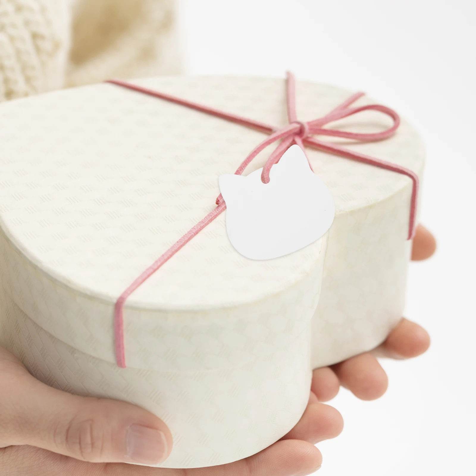 

200 PCS Cat-shaped Kraft Paper Hanging Tag Blank Tags DIY Brown Holiday for Presents Head Wedding Favor Cardboard Crafts