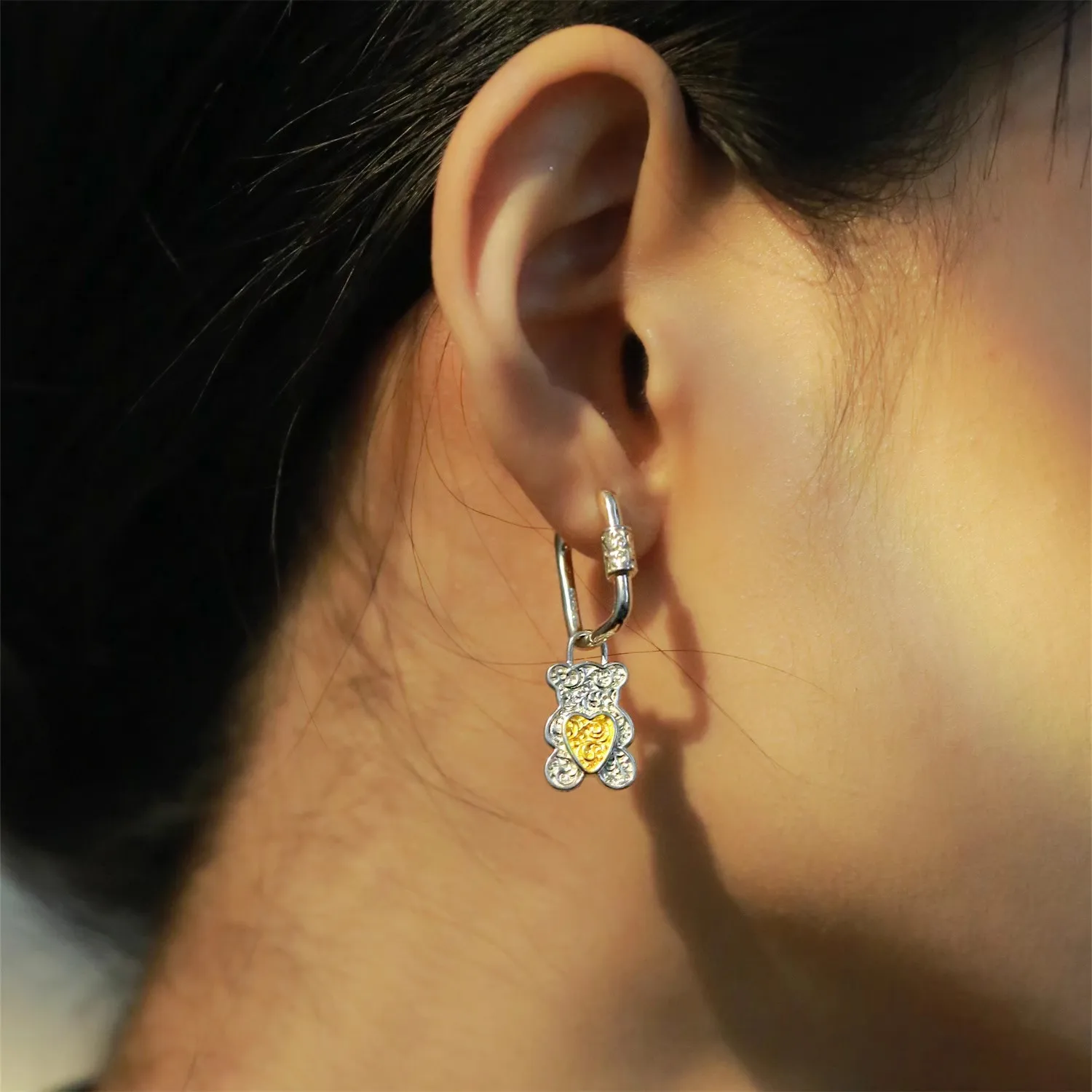 Design retro color matching love bear AB earrings women's simple silver fashion high-end light luxury ears