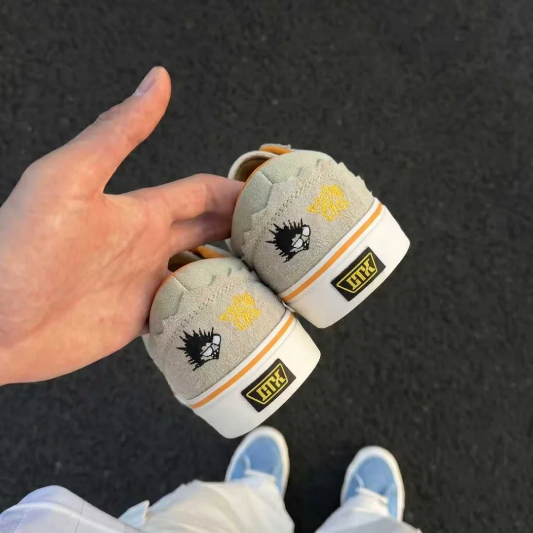 Unisex Skate Shoes, Beige Color‑Block Suede Casual Board Shoes, Wear‑Resistant Breathable Fashion Sneakers for Men Women