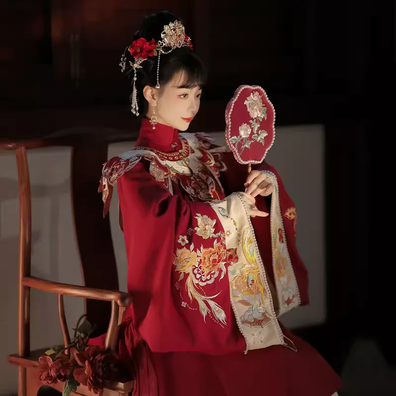 Ming Dynasty Hanfu Female Chinese Fengyun Shoulder Red Heavy Heavy Flower Embroidery Demure Autumn And Winter
