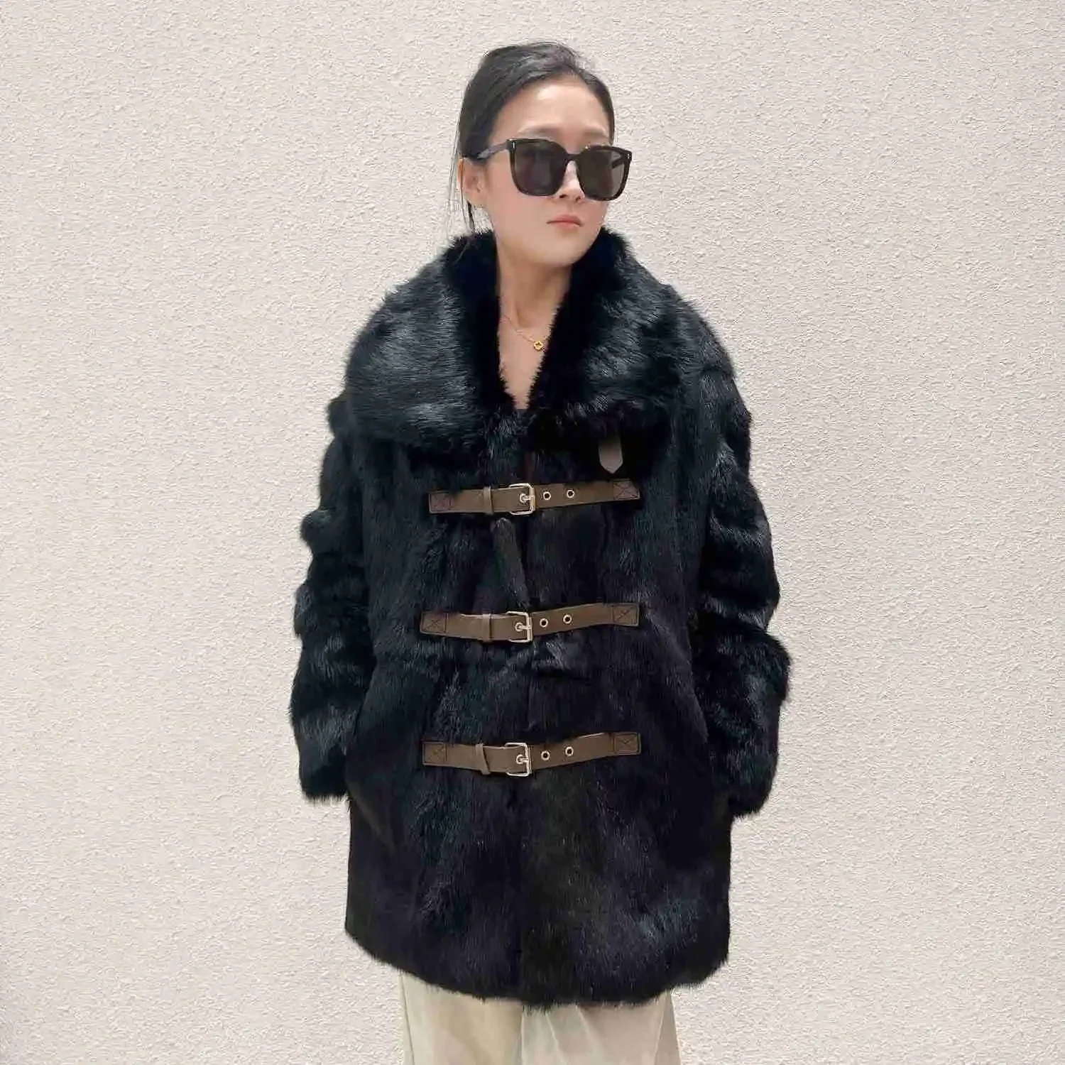 الشتاء أزياء المرأة الجديدة معطف الفرو فضفاض التنقل الأرنب الفراء معطف من قطعة واحدة