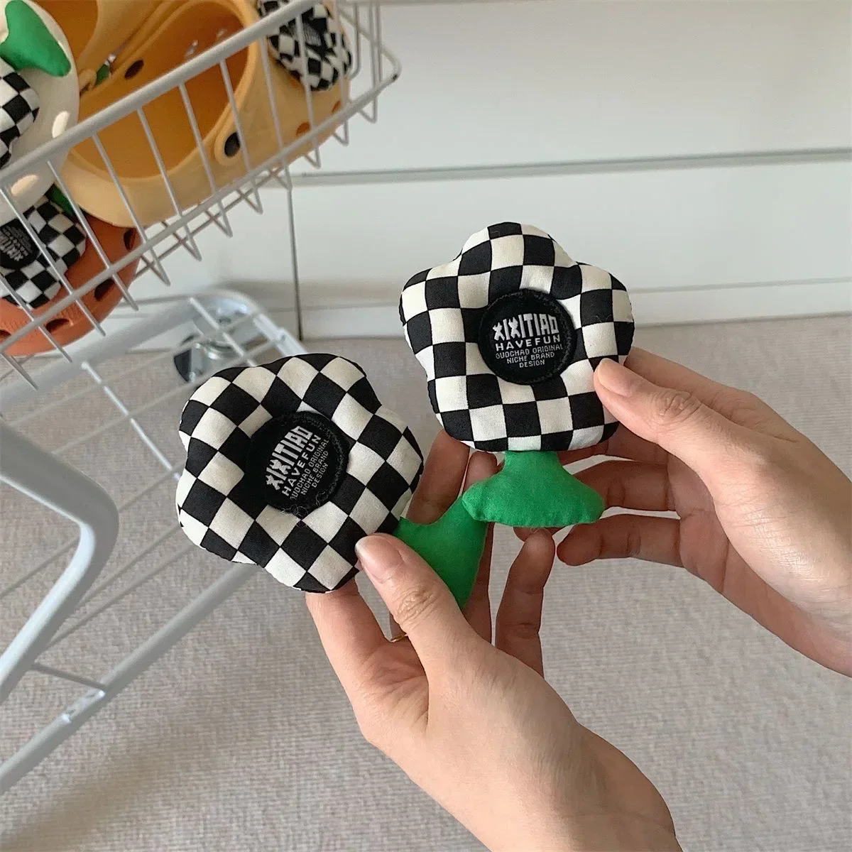 

DIY милые цветочные подвески для крокодилов, высококачественная обувь, подвески для крокодилов, красочные садовые сабо с пряжкой, аксессуары для детей, подарок