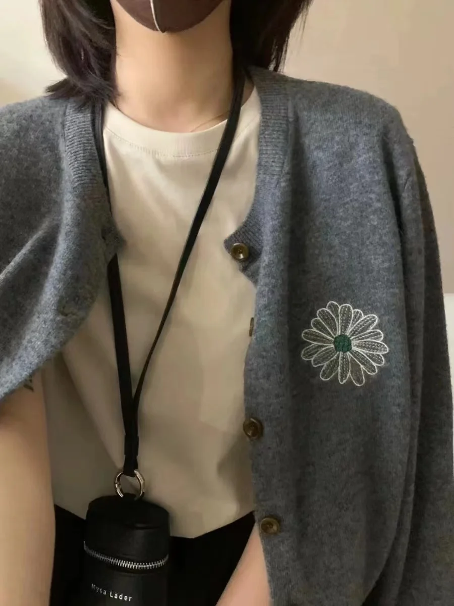 

Autumn and winter embroidery 100% pure cashmere cardigan women's round neck loose knit sweater coat plus size