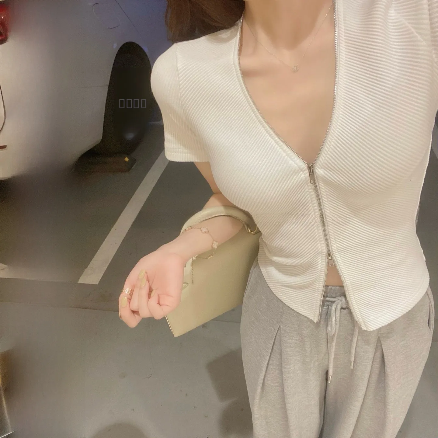 

Новая летняя женская футболка CCZEE Slim Fit с коротким рукавом из чистого хлопка для повседневной носки, укороченная, в стиле Casual