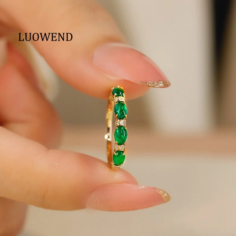 LUOWEND 100% 18K Yellow Gold Rings Romantic Elegant Style Shiny Diamond Jewelry Natural Emerald Ring for Women Engagement Party