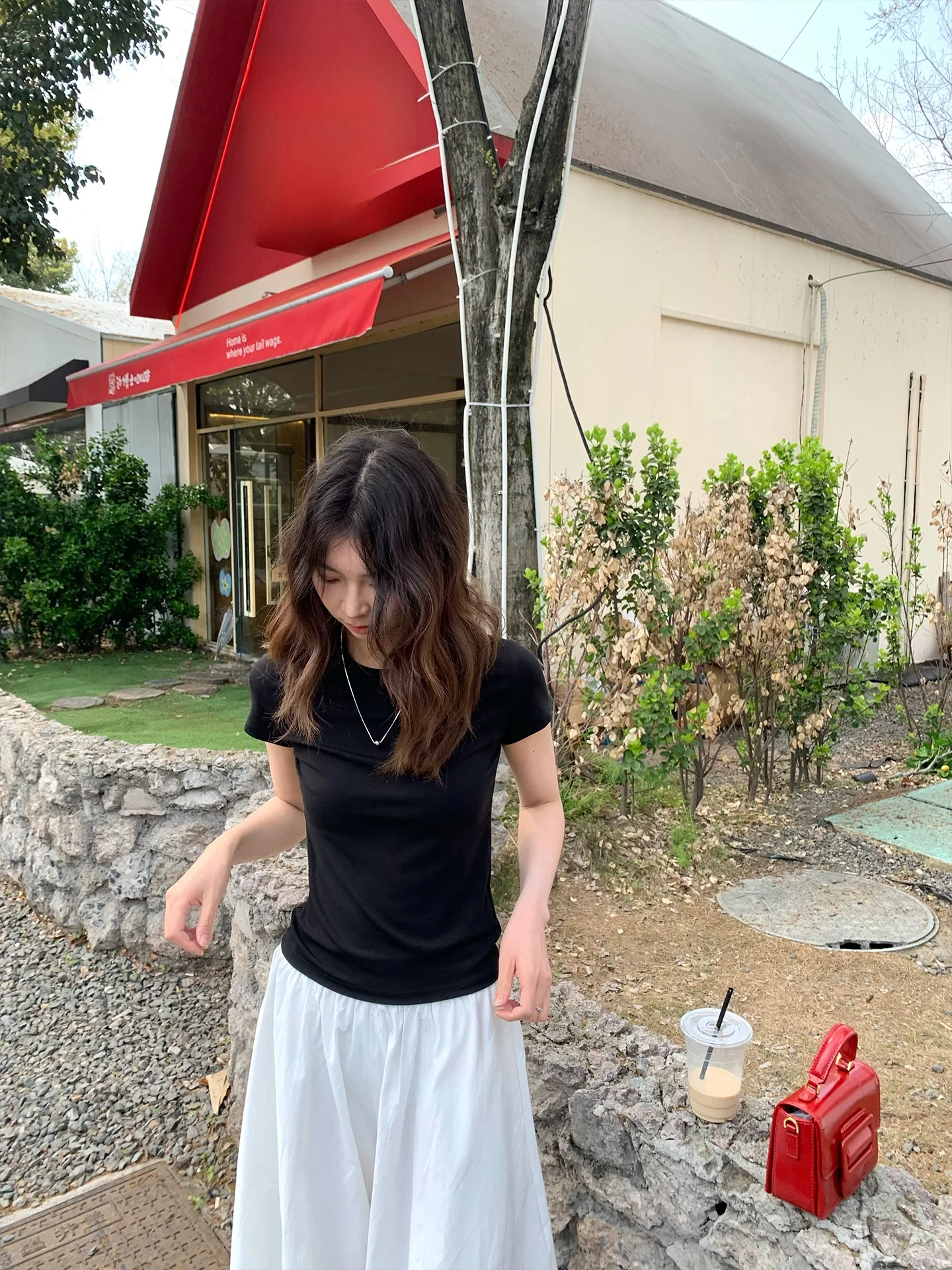 

Женская приталенная футболка JAYE VANTI с коротким рукавом из трикотажной смесовой ткани (шерсть/лиоцелл), повседневный стиль, укороченная, с эффектом утяжки на талии