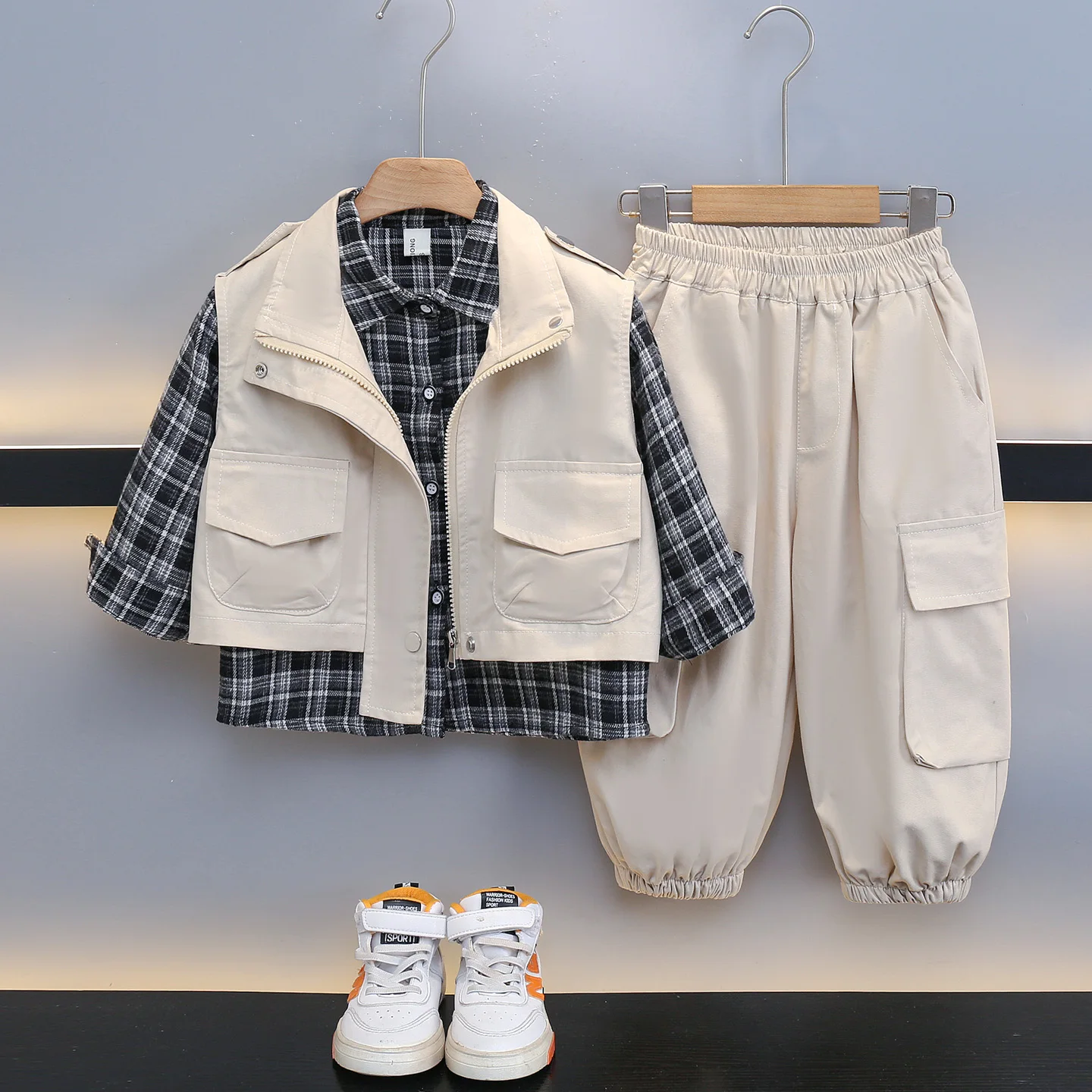 

Boys' Spring Autumn Vest Set Street Sle Children's Workwear Vest 2025 New Tee-piece Set Baby Clothes Trendy Long Sve C...